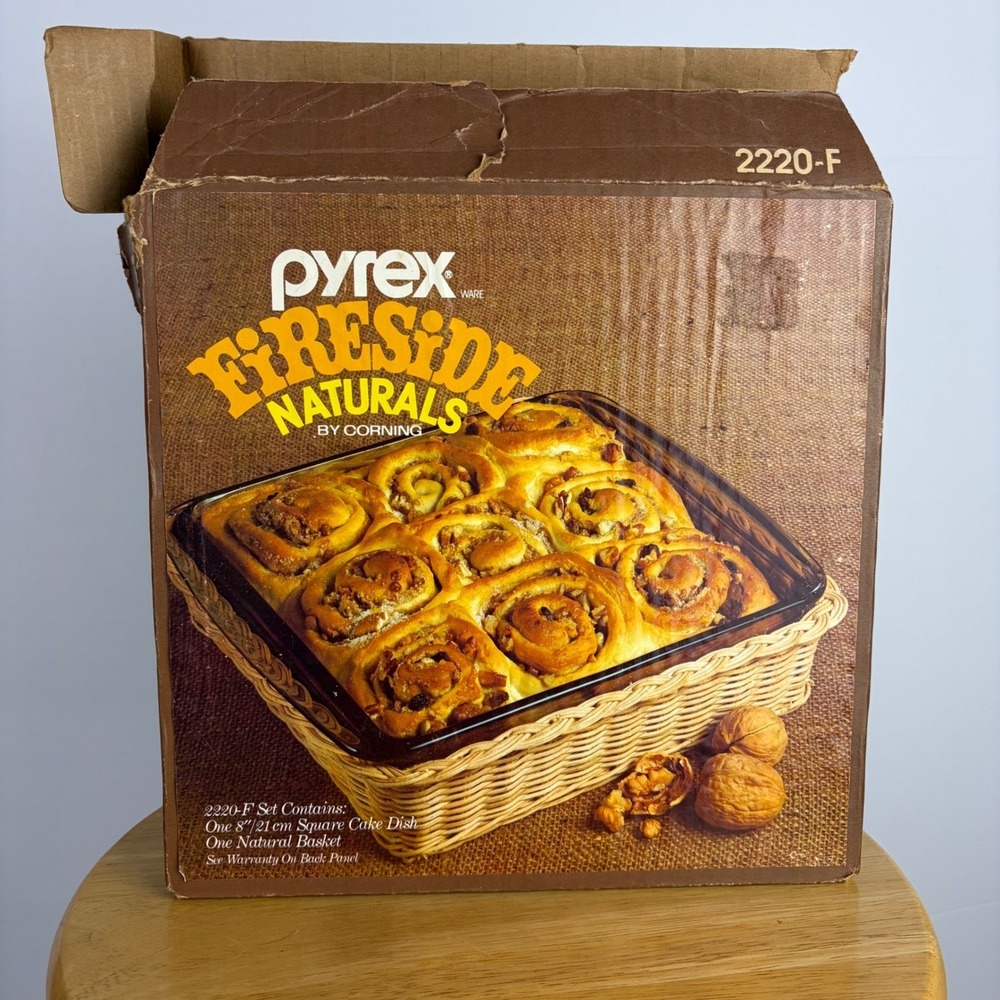 Vintage Pyrex Fireside Naturals 8 Inch Square Cake Dish Rattan Basket 2220-F